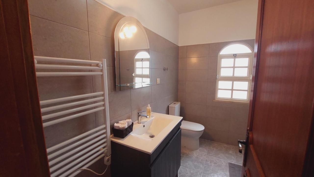Vivenda Atanazio By Ferias Com Sol Villa Лоуле Екстериор снимка